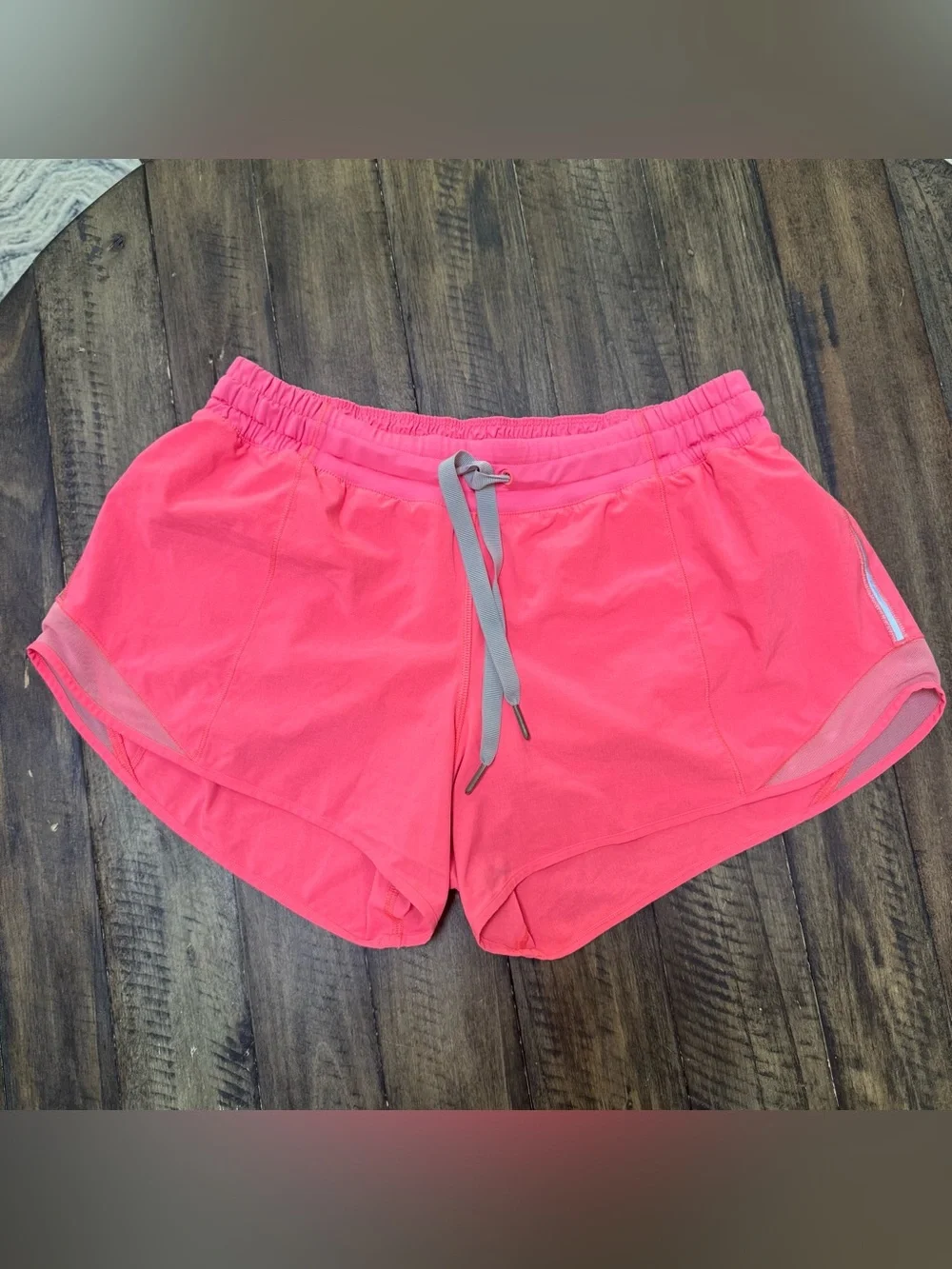 Lululemon | Hotty Hot Short in Flash Light
